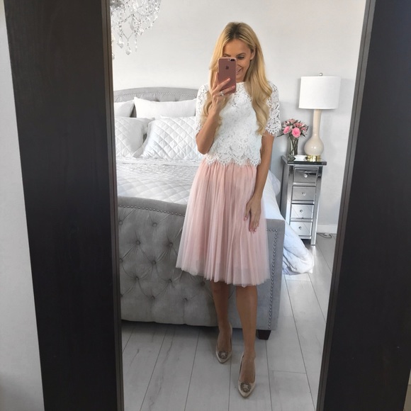 Blush / Pink Tulle Skirt With Elastic Band - Picture 2 of 8